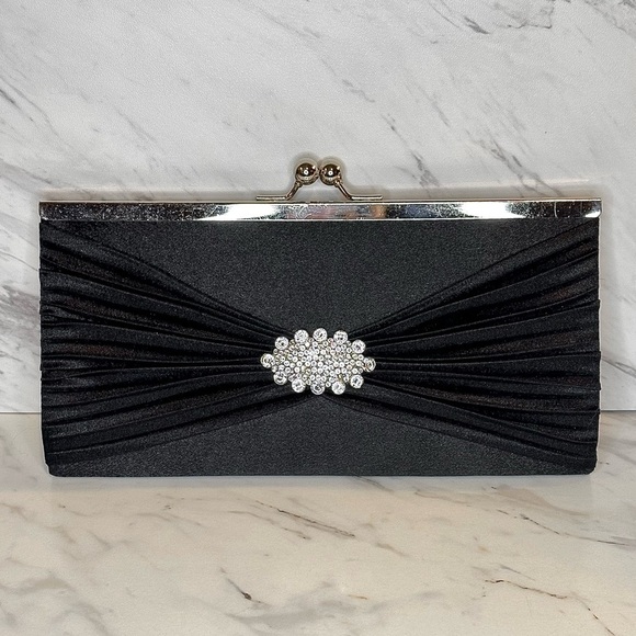 Handbags - Classic Rhinestone Clutch Handbag – Kiss Lock Detail – Black